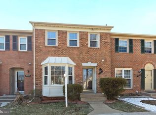 9856 High Water Ct, Burke, VA 22015