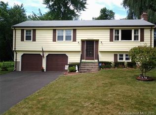 117 Patriot Rd, Windsor, CT 06095