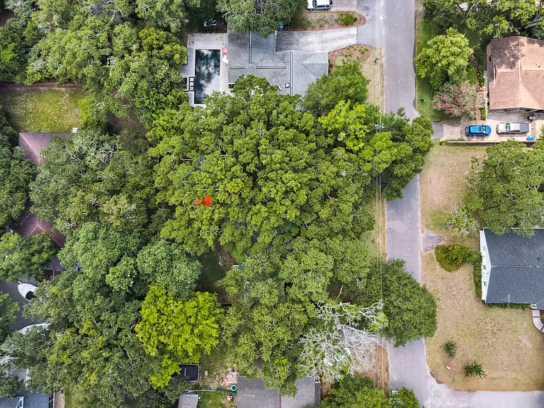 1444 Pocahontas St — Photo 70