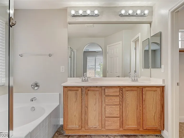 567 E Pinetop Lake St — Photo 24