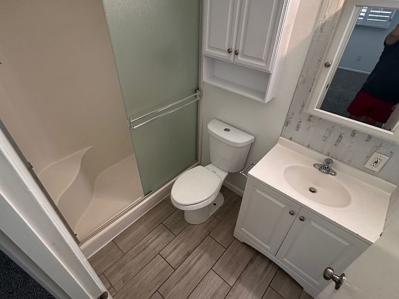 4th image of 6036 N 30th Ave