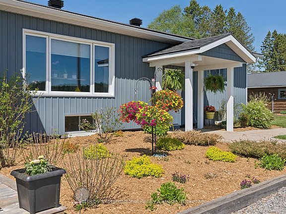 4th image of 362 McGarry Rd