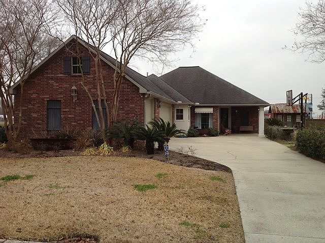 1st image of 2106 Brittany Dr