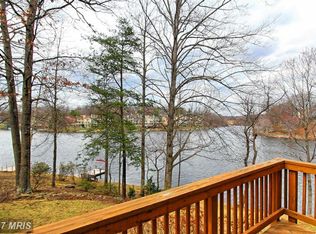 11008 Thrush Ridge Rd, Reston, VA 20191