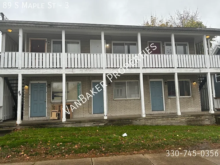 89 S Maple St #3 — Photo 1