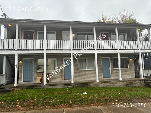 89 S Maple St #3 Photo 1