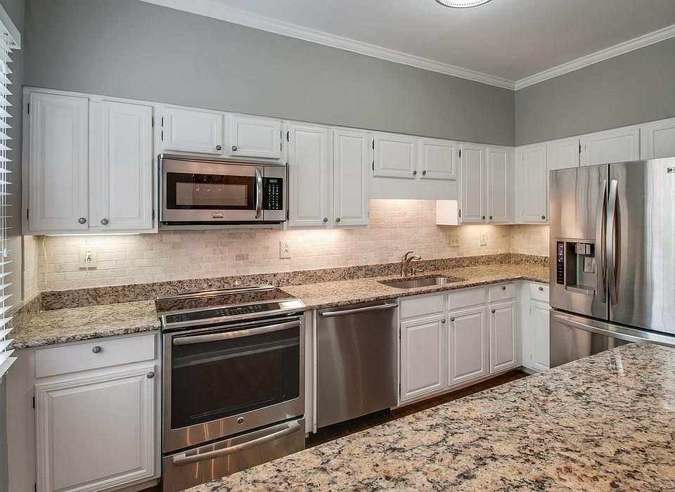 1st image of 237 Westchase Dr
