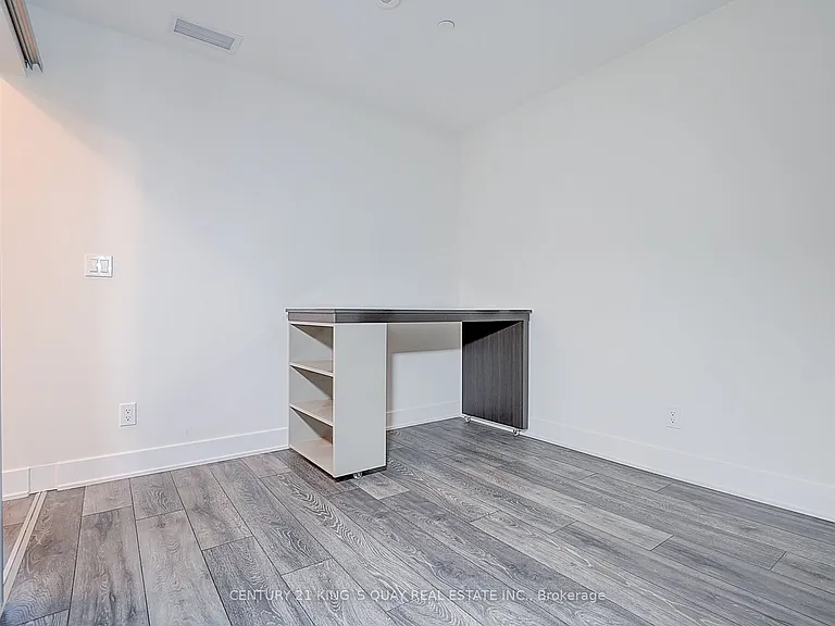 188 Fairview Mall Dr #219 — Photo 43
