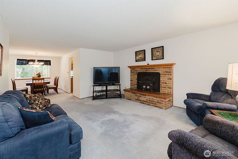 3rd image of 4370 Westwood Place SE