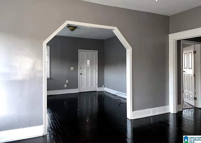 4 bed, 2.0 bath, 1200 sqft, $1,200 — Photo 4