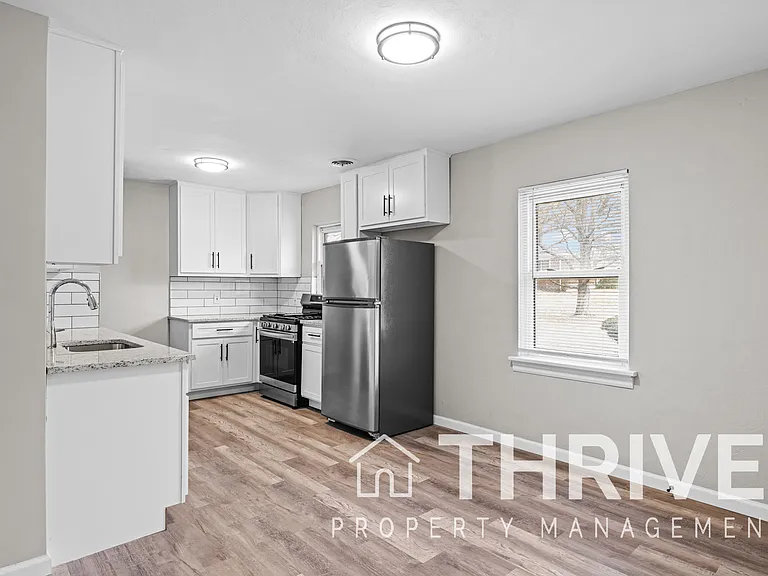 1068 Rainbow Dr — Photo 12