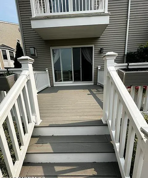 15 Chapin Ave — Photo 23