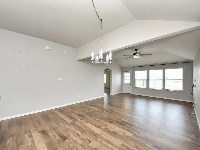 3226 View Valley Trl — Photo 9