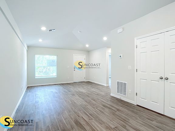 3rd image of 109 E Harvard St