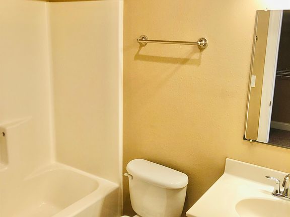 2nd image of 104 Northwynd Cir Unit B-1