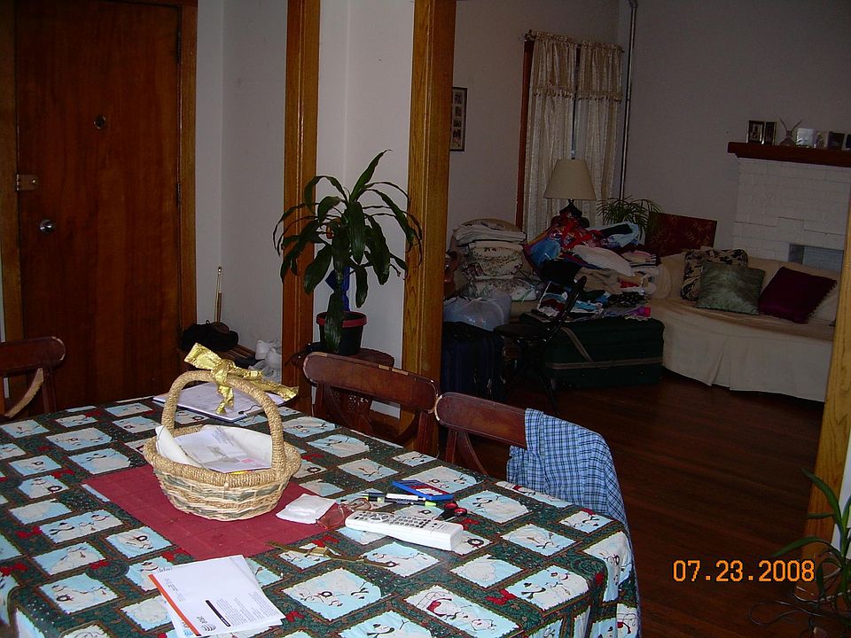 1st image of 3143 W Eastwood Ave APT 1R