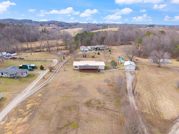 2nd image of 2358 E Highway 1376
