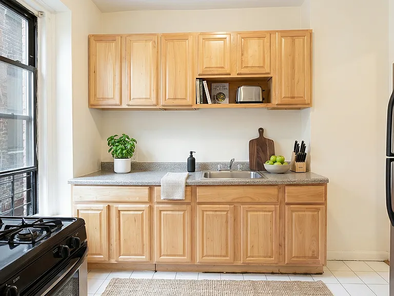 526 W 161st St #33 — Photo 2