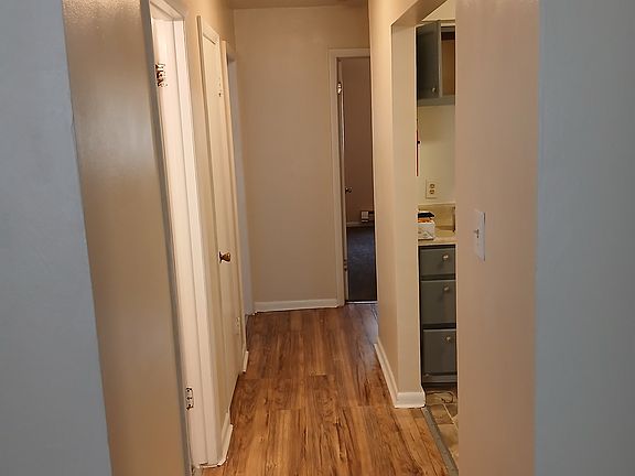 5th image of 861 36th St #1
