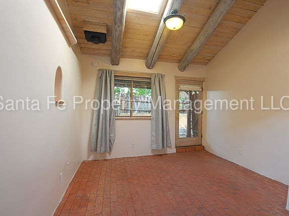 4th image of 610 Jiron St APT B