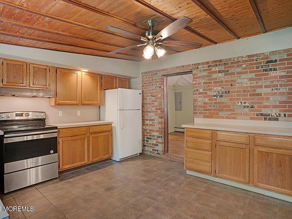 4th image of 191 Coxs Avenue