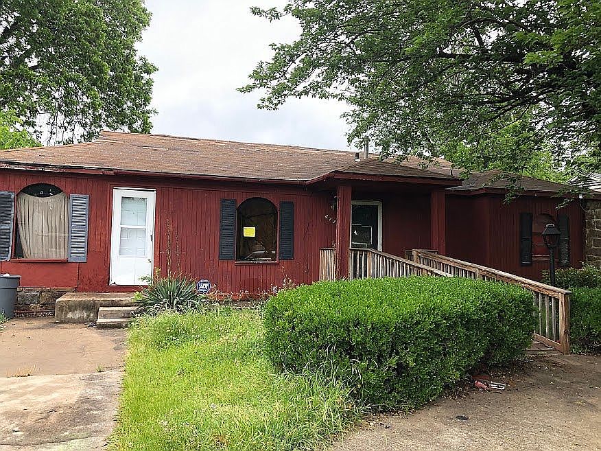 1st image of 3117 E Xyler St