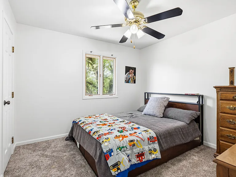 1720 Ridge Hill Ln #1 — Photo 16