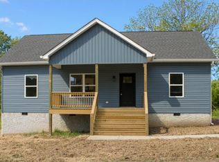 729 Walker Ave, Rossville, GA 30741