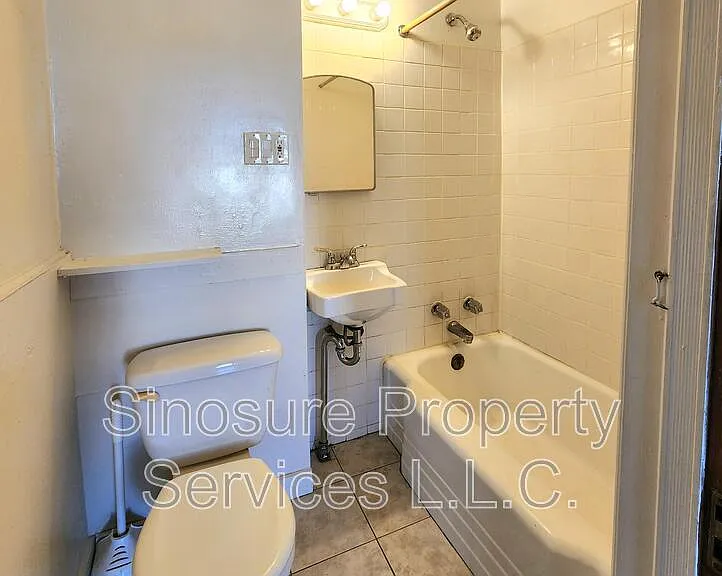 449 State St #2R — Photo 3