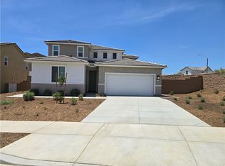 27047 Lost Palm St, Menifee, CA 92585