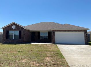 1109 Raven Dr, Claremore, OK 74019