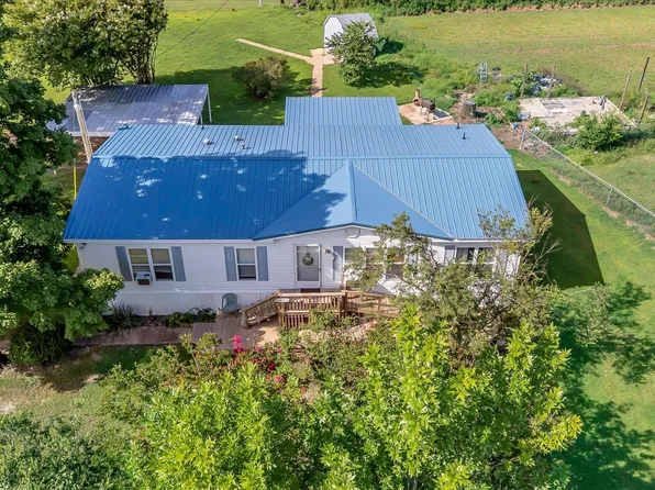 234 Wilson Dr, Salesville, AR 72653