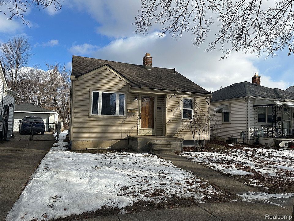 1st image of 1844 Euclid St