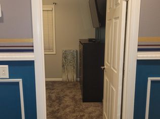 9013 S San Pedro St, Los Angeles, CA 90003