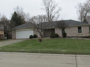 163 Sugar Pine Rd, Rochester Hills, MI 48309