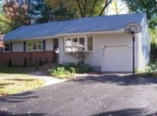 39 E Normandy Dr, West Hartford, CT 06107