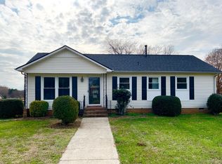 2201 Artwood Ln, Charlotte, NC 28217