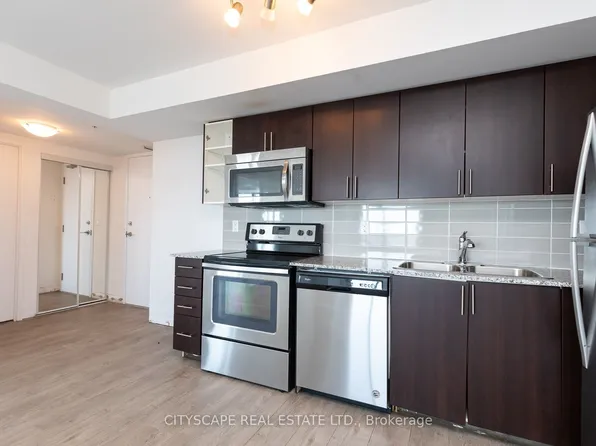 1410 Dupont St, Toronto, ON