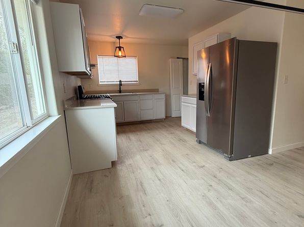 (undisclosed Address)