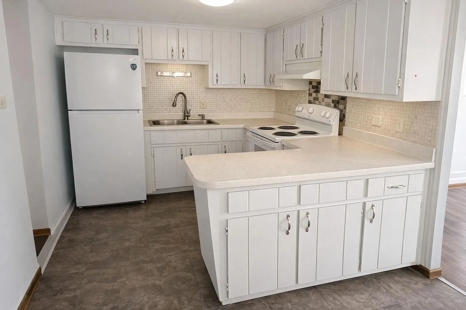 1 bed, 800 sqft, $1,185 — Photo 3