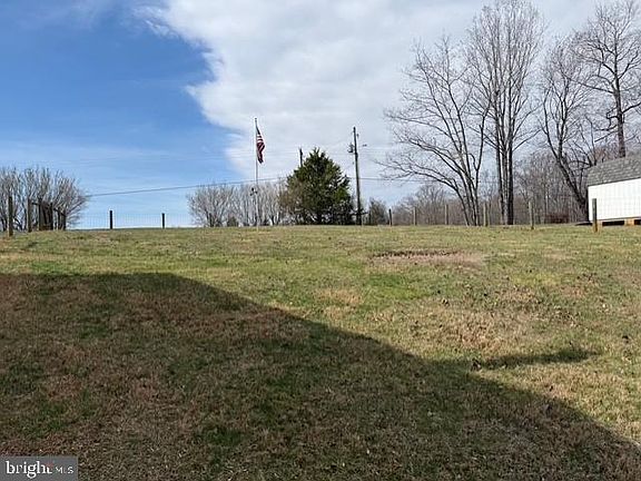 4th image of 11099 Eggbornsville Rd