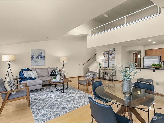 4th image of 12334 31st Avenue NE #601