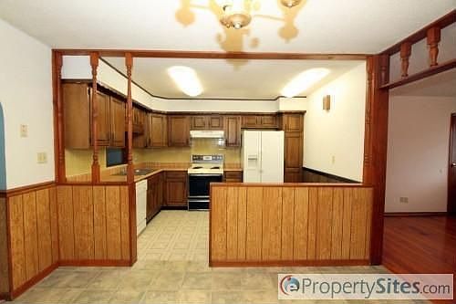 5th image of 19025 E Ponca Ct