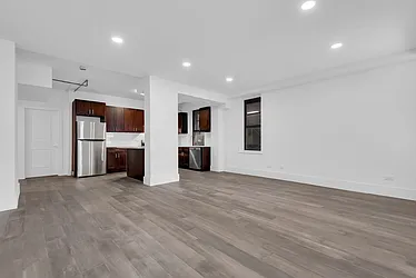 3000 Valentine Avenue, #LO1