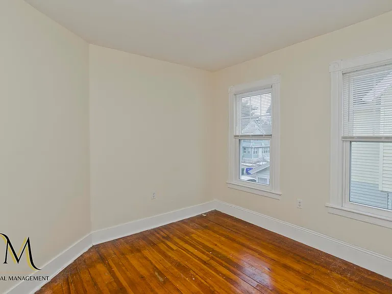 54 Clantoy St — Photo 12