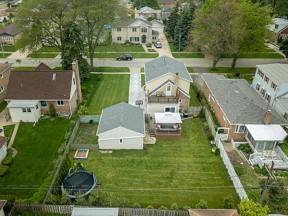 4th image of 4939 N Odell Ave