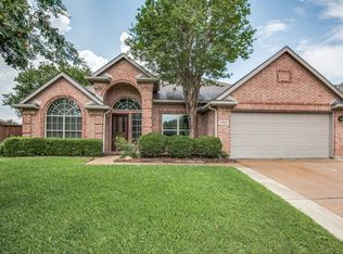 10003 White Ln, Irving, TX 75063