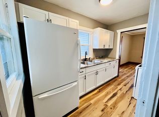 2511 Pleasant St, Des Moines, IA 50312