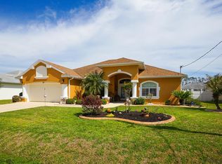 27 Roller Ln, Palm Coast, FL 32164