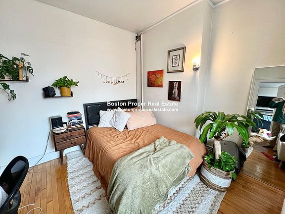 5th image of 191 Marlborough St #Penthouse
